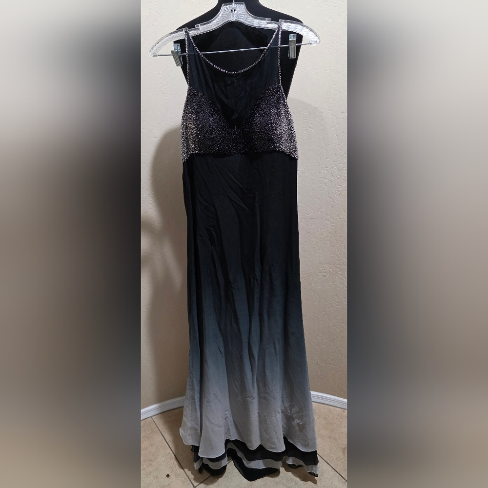 Diane Freis Black and Silver Beaded Sleeveless Chiffon Silk Women's Dress S NWOT